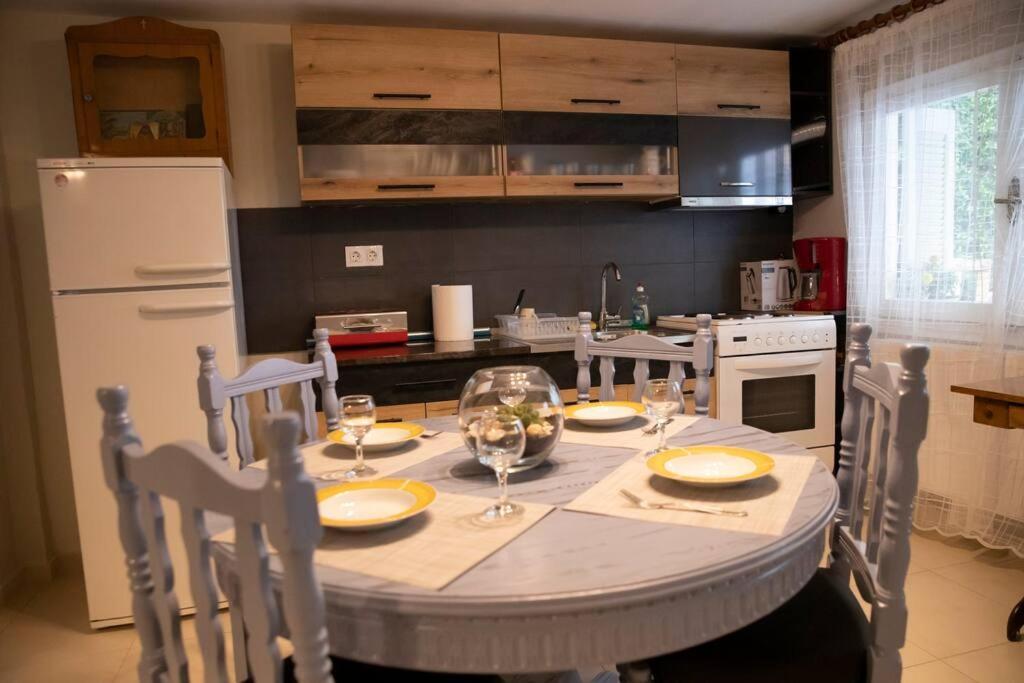 ραστώνη Apartment *